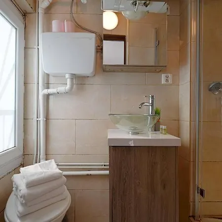 Appartement For 2 Close To Champs De Mars Parijs